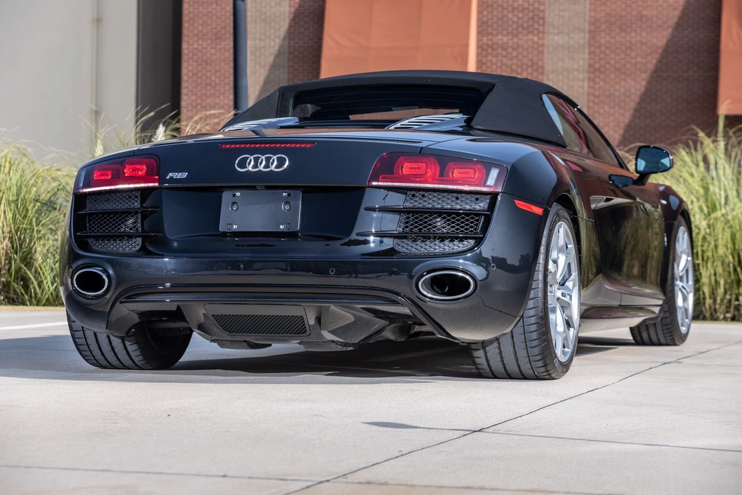 2012 Audi 42 R8 - Image 18 of 31