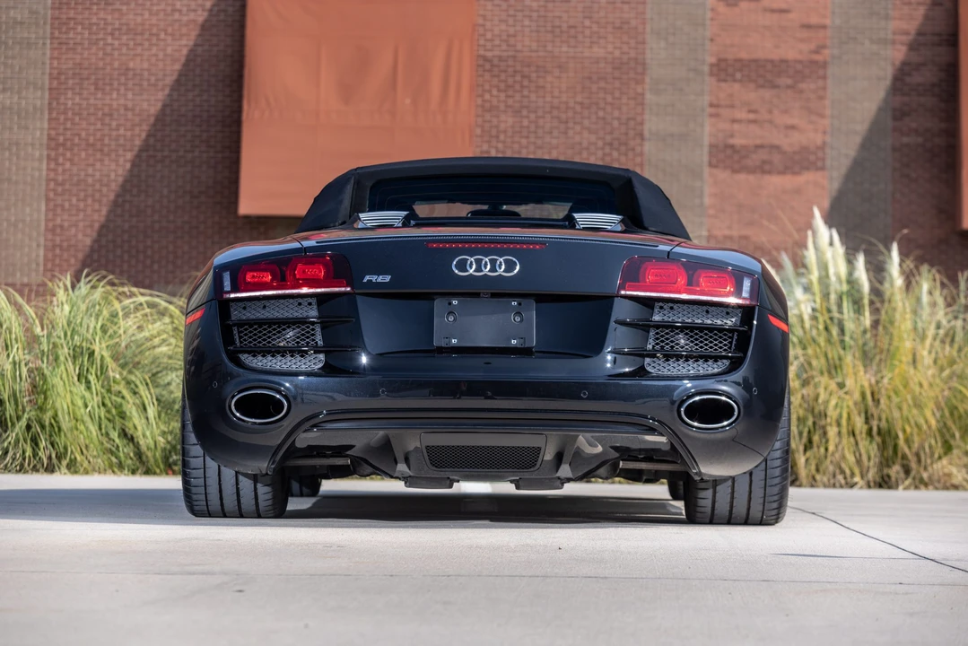 2012 Audi 42 R8 - Image 19 of 31