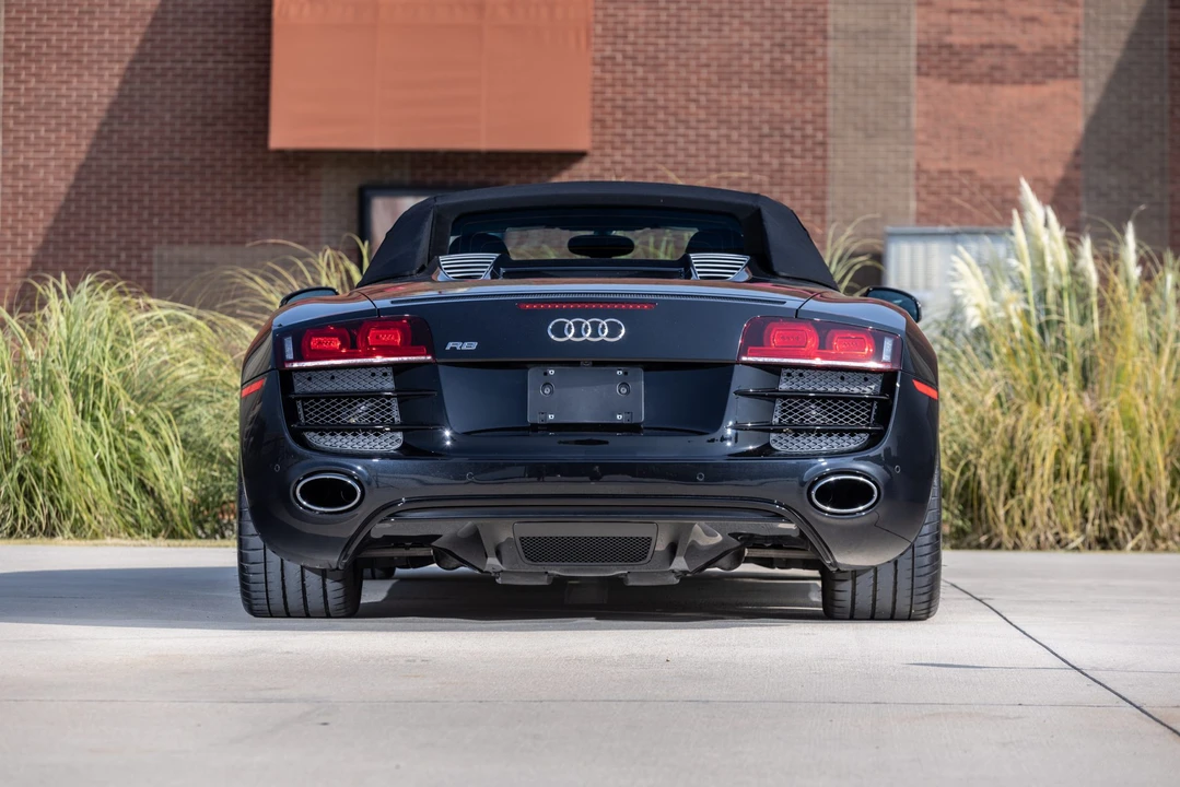 2012 Audi 42 R8 - Image 20 of 31