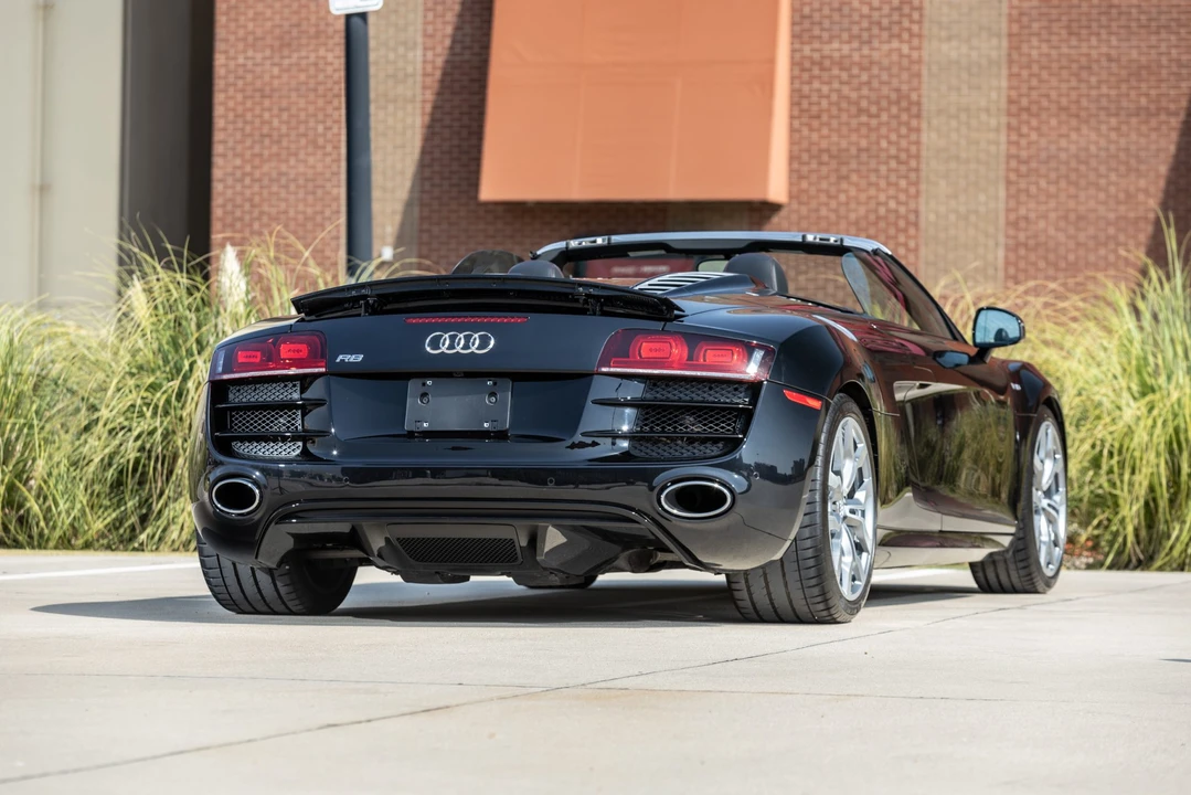 2012 Audi 42 R8 - Image 5 of 31