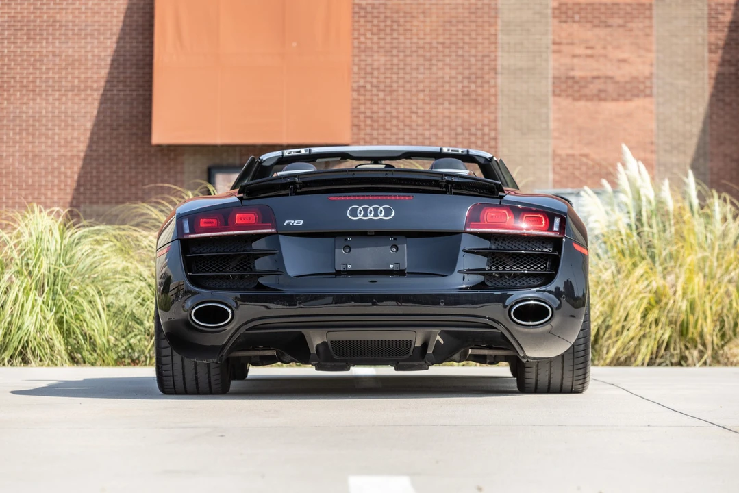 2012 Audi 42 R8 - Image 6 of 31
