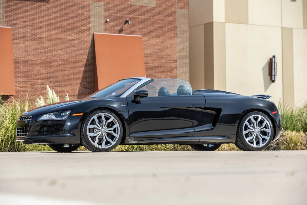 2012 Audi 42 R8 - Image 10 of 31