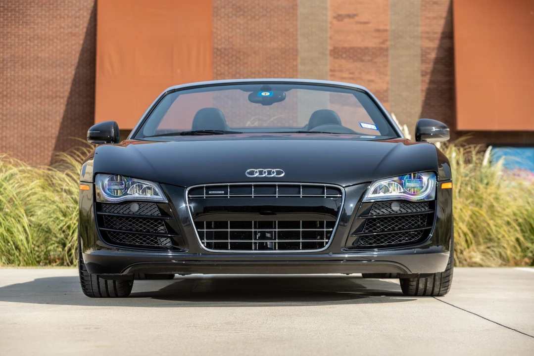 2012 Audi 42 R8 - Image 2 of 31