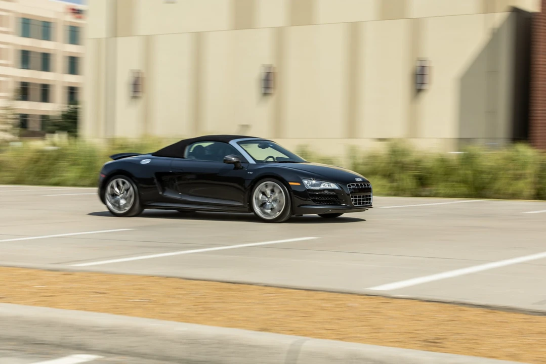 2012 Audi 42 R8 - Image 25 of 31
