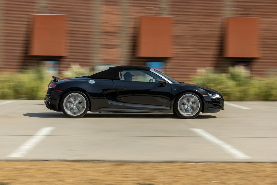 2012 Audi 42 R8 - Image 27 of 31