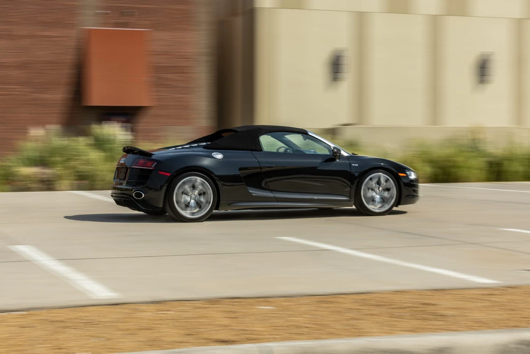 2012 Audi 42 R8 - Image 28 of 31