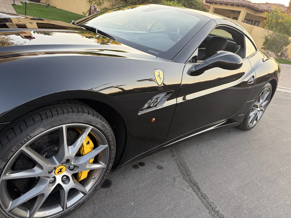 2012 Ferrari California - Image 14 of 31