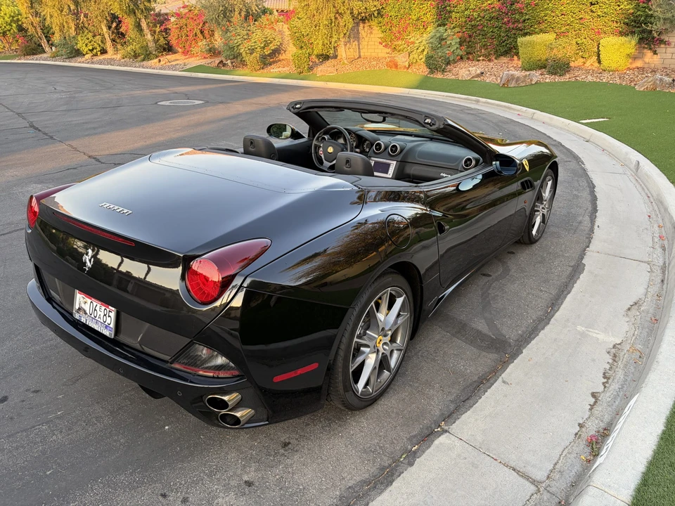 2012 Ferrari California - Image 7 of 31