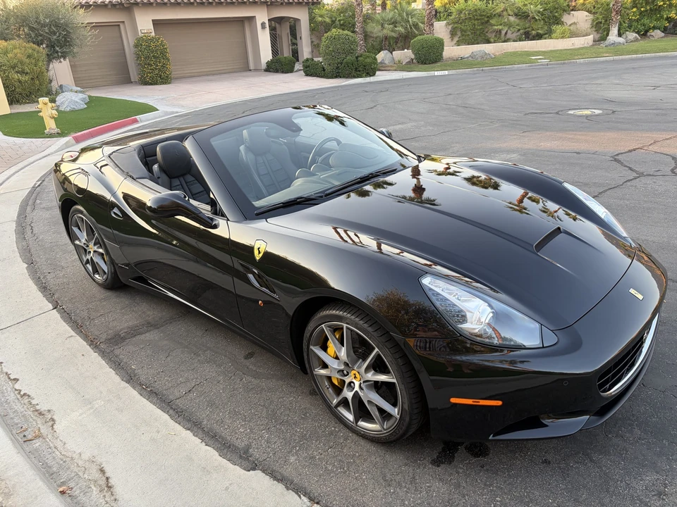 2012 Ferrari California - Image 11 of 31