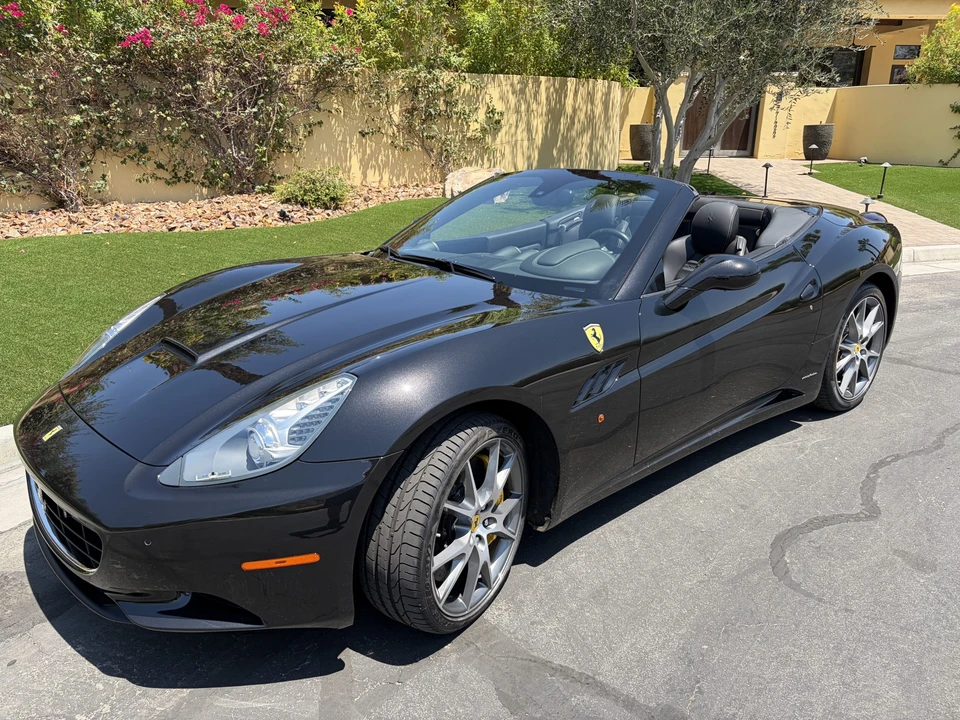 2012 Ferrari California - Image 3 of 31