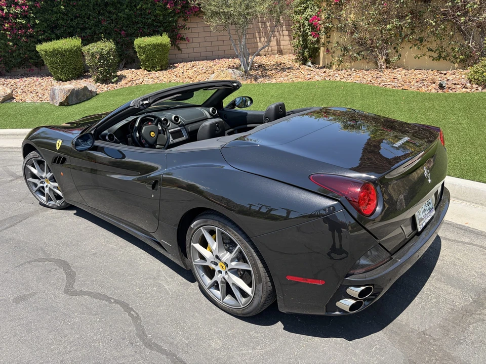 2012 Ferrari California - Image 6 of 31