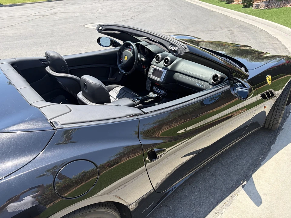 2012 Ferrari California - Image 18 of 31