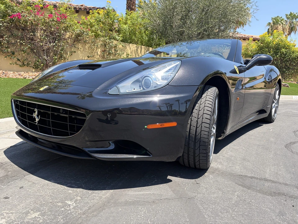 2012 Ferrari California - Image 4 of 31