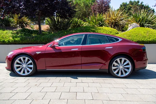 2012 Tesla Model S - Image 2 of 31