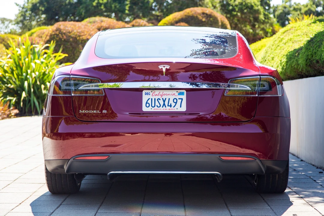 2012 Tesla Model S - Image 4 of 31