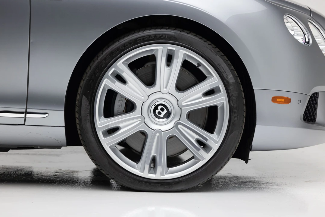 2013 Bentley Continental GT 2nd Gen - Image 29 of 31