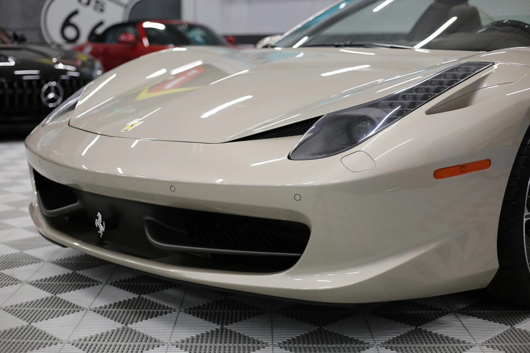 2013 Ferrari 458 Spider - Image 13 of 31
