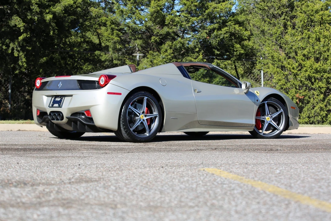 2013 Ferrari 458 Spider - Image 10 of 31