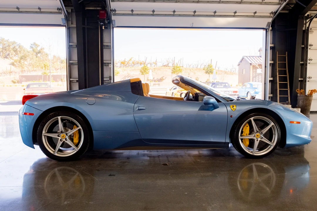 2013 Ferrari 458 Spider - Image 5 of 31