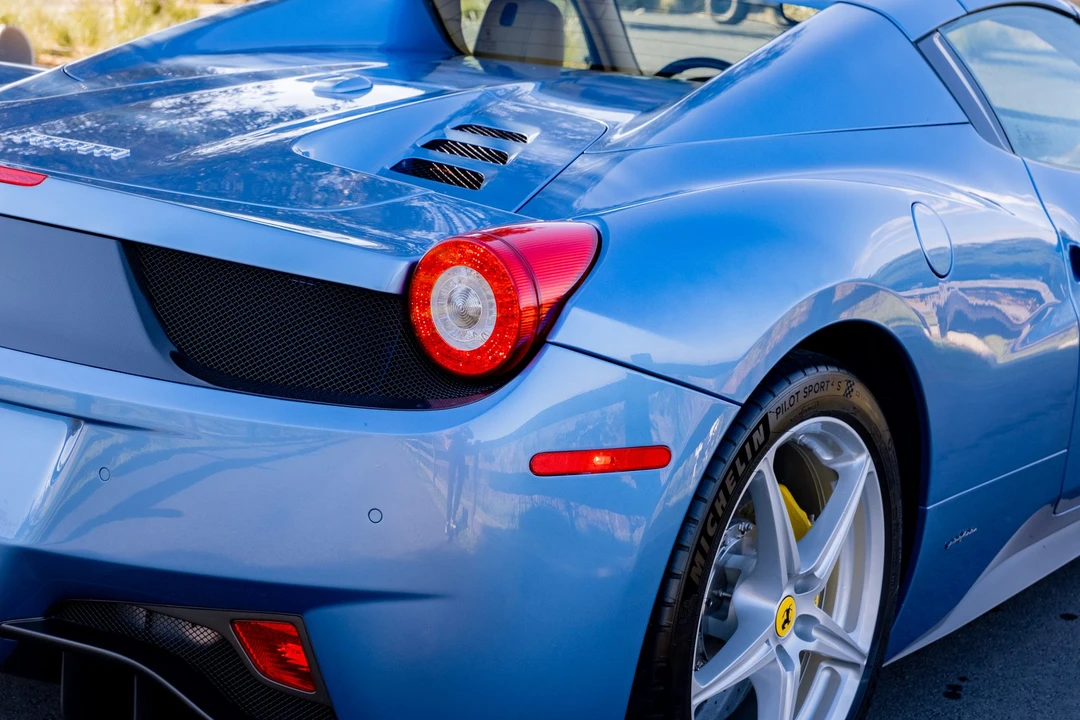 2013 Ferrari 458 Spider - Image 30 of 31