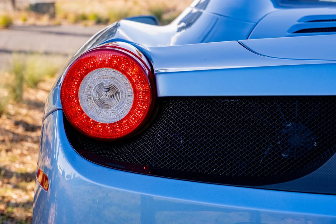 2013 Ferrari 458 Spider - Image 24 of 31