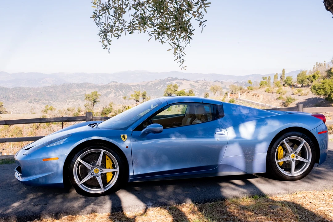 2013 Ferrari 458 Spider - Image 13 of 31
