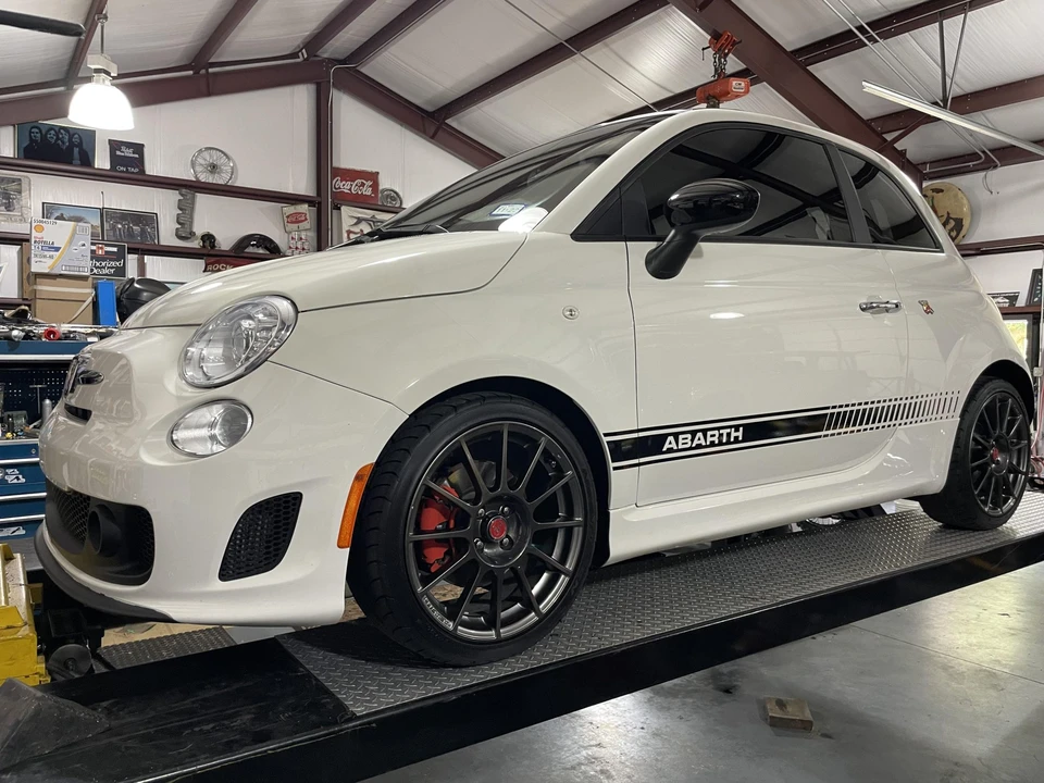 2013 Fiat Abarth 500 - Image 19 of 31
