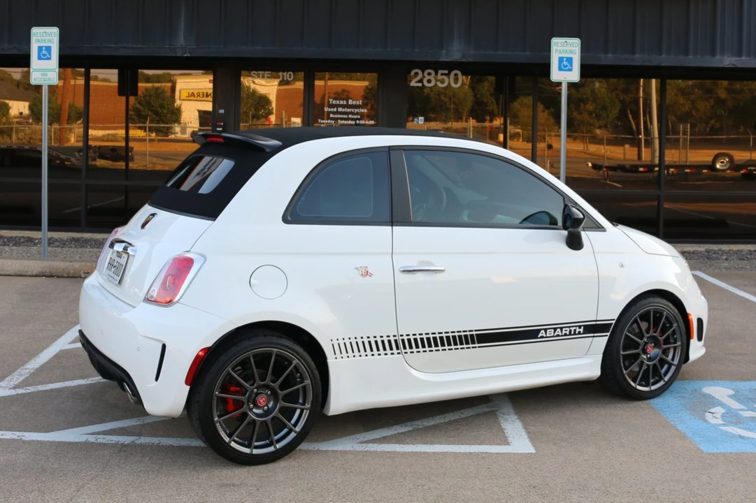 2013 Fiat Abarth 500 - Image 14 of 31