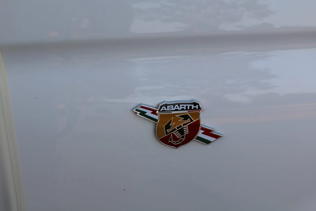 2013 Fiat Abarth 500 - Image 29 of 31