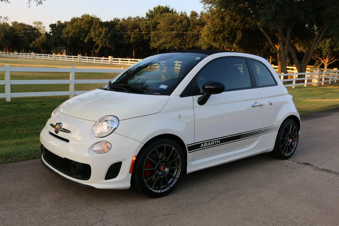 2013 Fiat Abarth 500 - Image 5 of 31