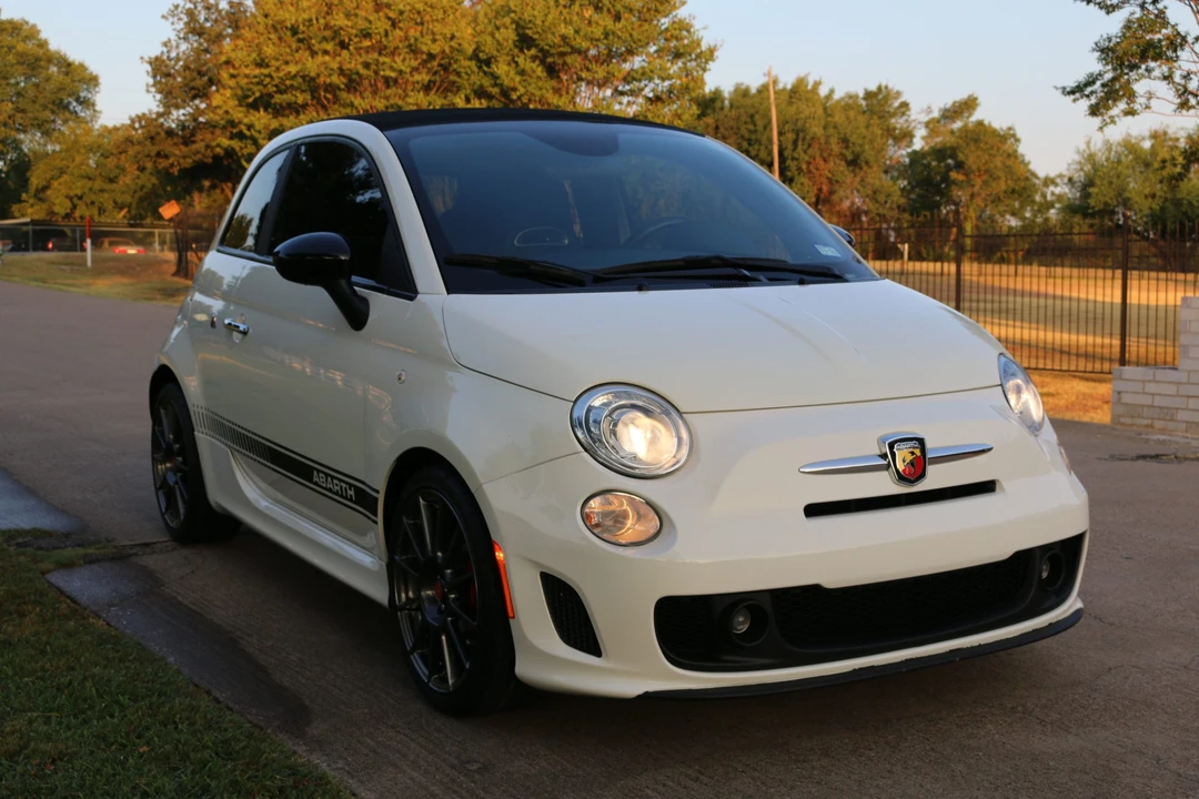 2013 Fiat Abarth 500 - Image 17 of 31