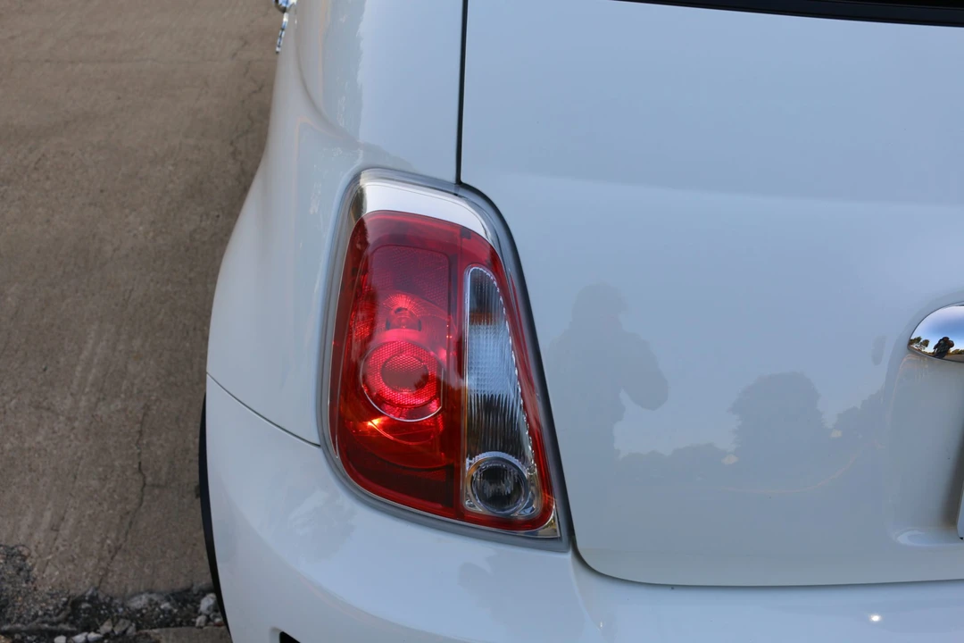 2013 Fiat Abarth 500 - Image 23 of 31