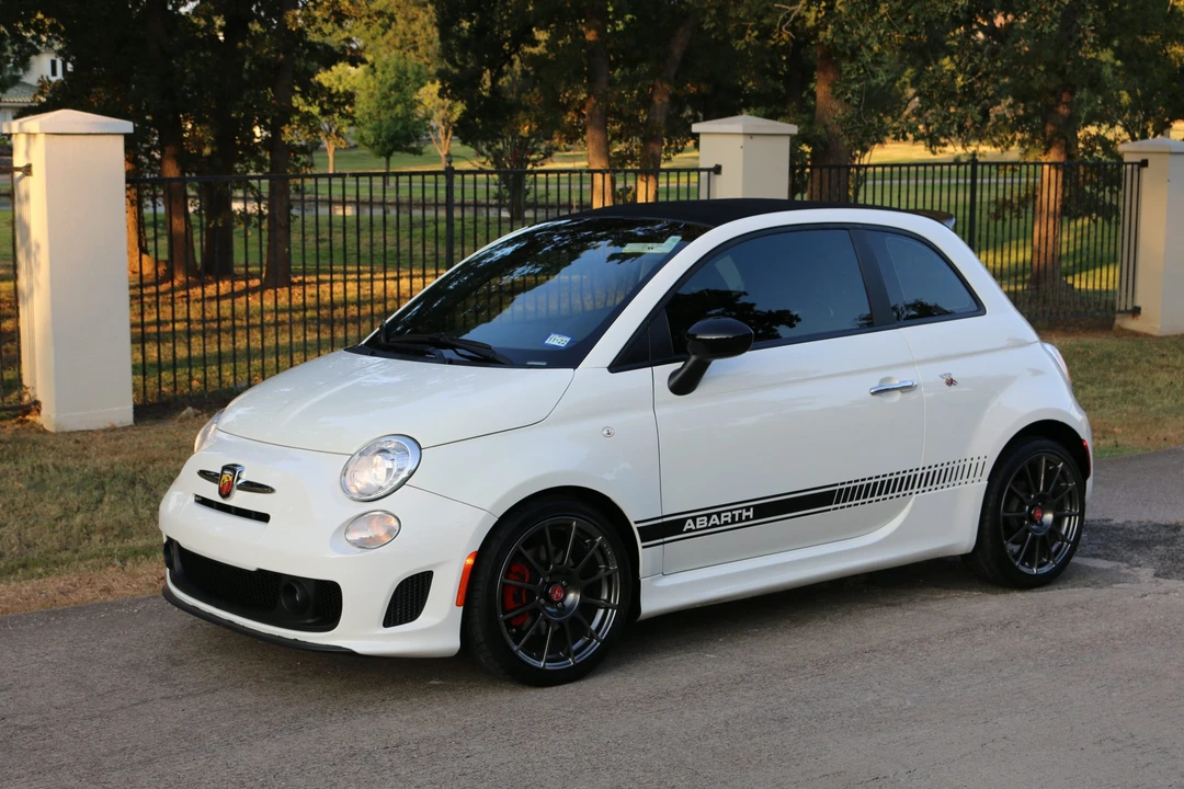 2013 Fiat Abarth 500 - Image 3 of 31