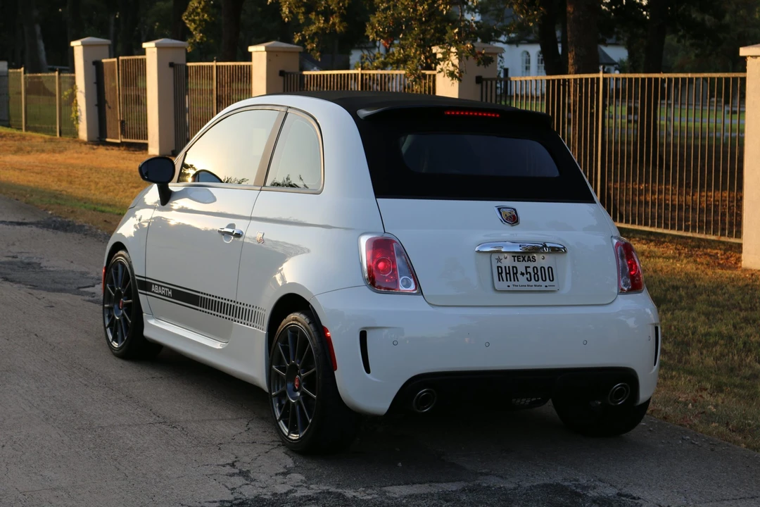 2013 Fiat Abarth 500 - Image 11 of 31