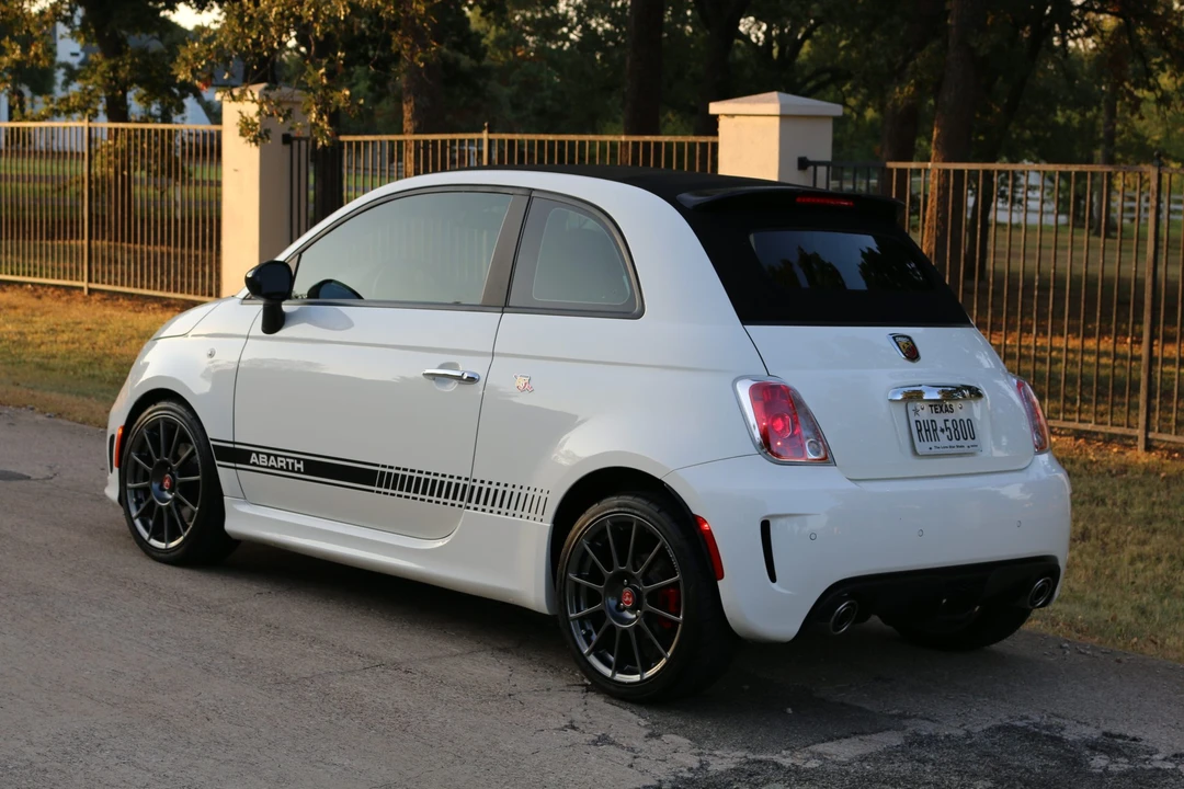 2013 Fiat Abarth 500 - Image 10 of 31