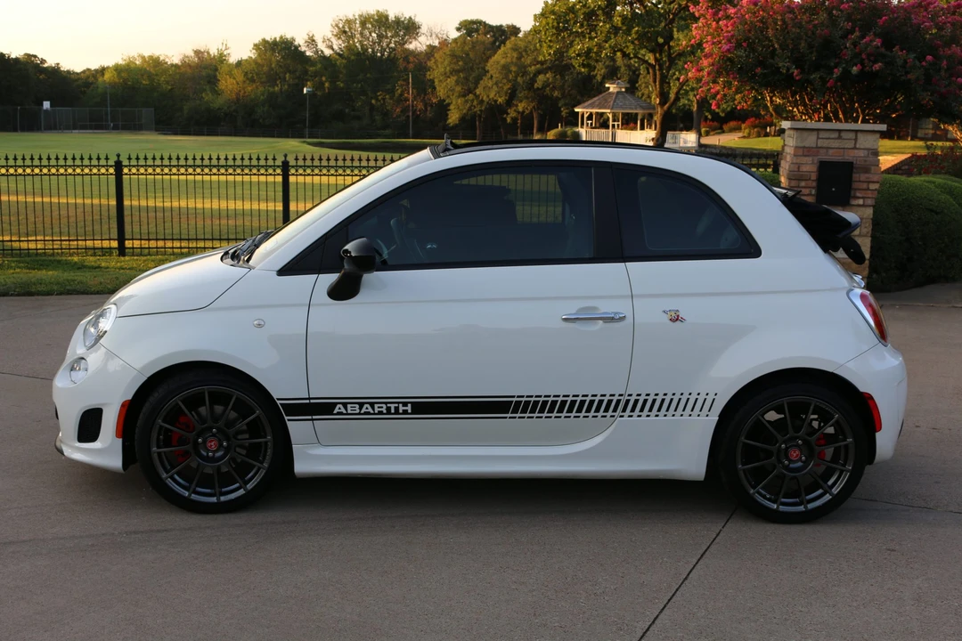 2013 Fiat Abarth 500 - Image 7 of 31