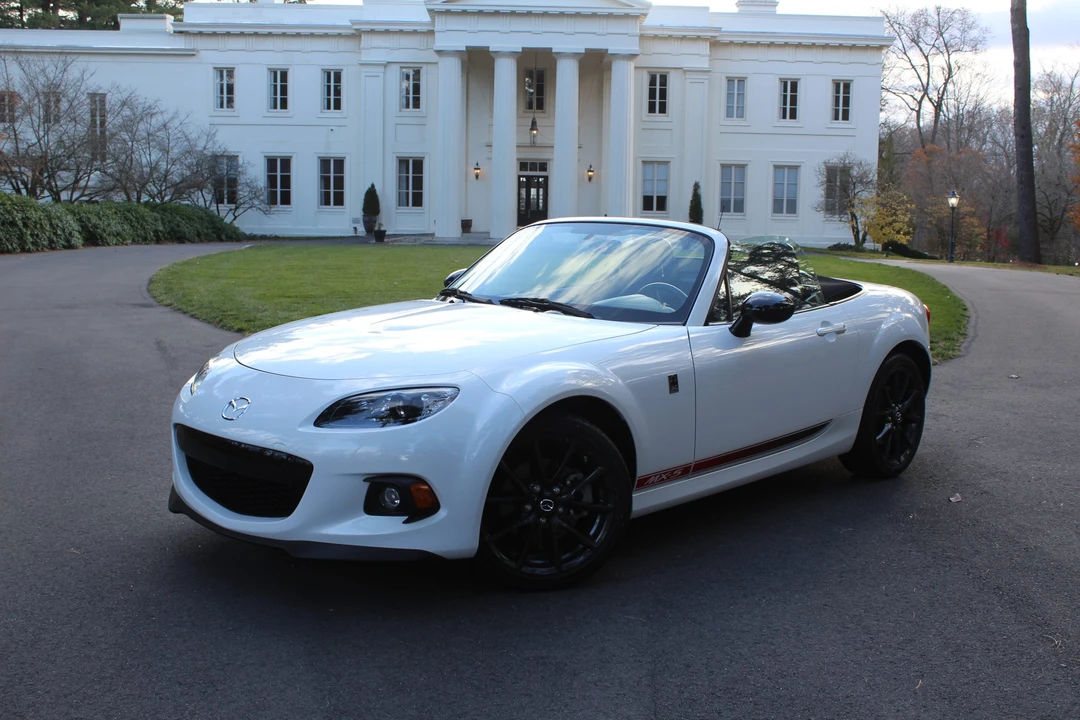 2013 Mazda NC MX-5 Miata - Image 4 of 31