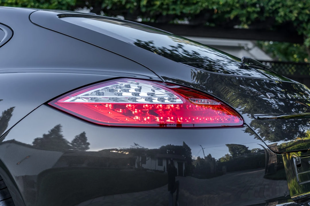 2013 Porsche 970 Panamera GTS - Image 17 of 31