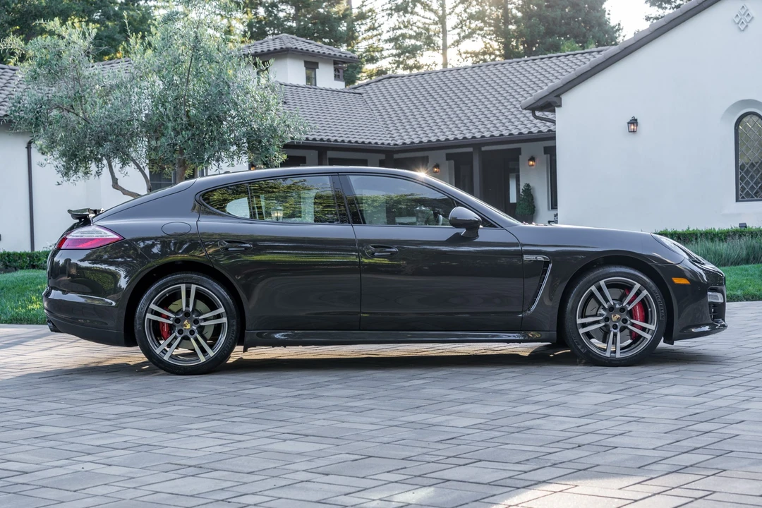2013 Porsche 970 Panamera GTS - Image 5 of 31