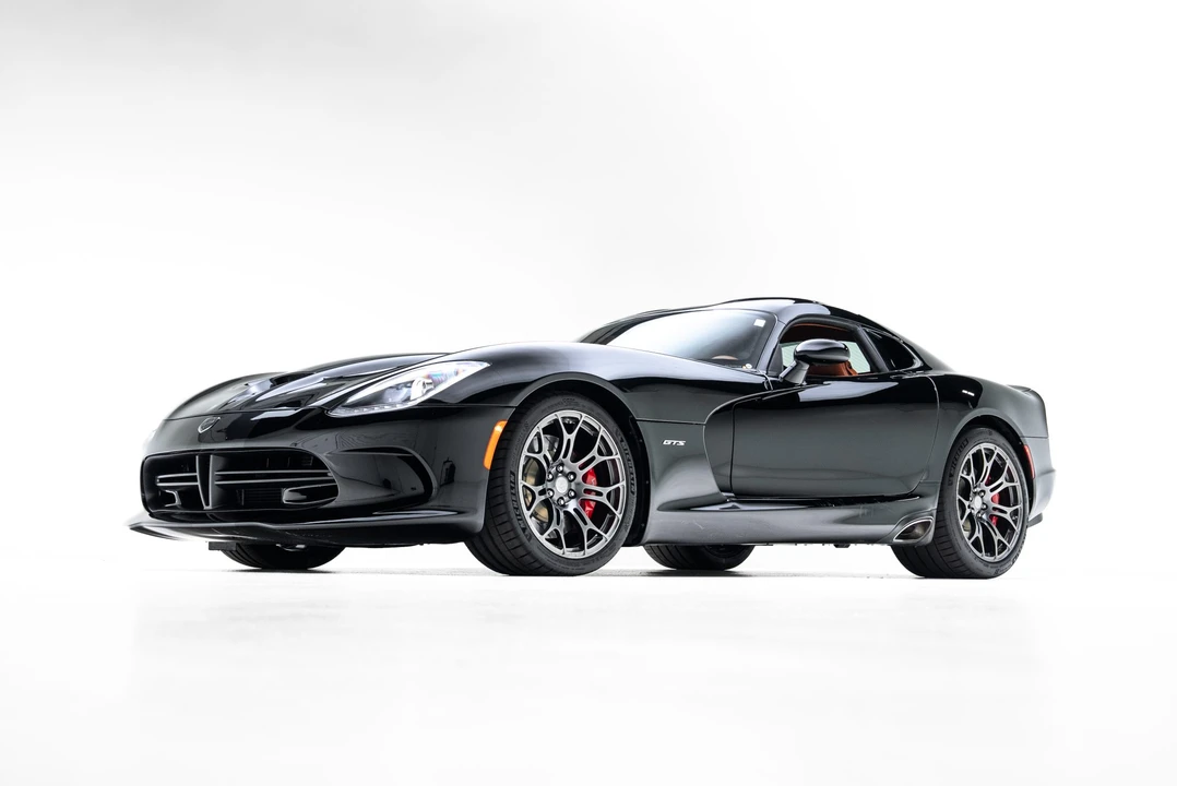 2013 Dodge Viper 5th Gen - Image 4 of 31
