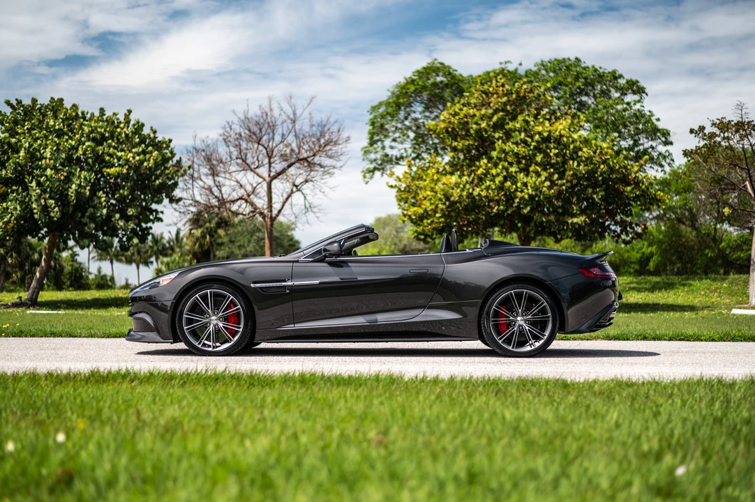 2014 Aston Martin Vanquish 2nd Gen - Image 31 of 31
