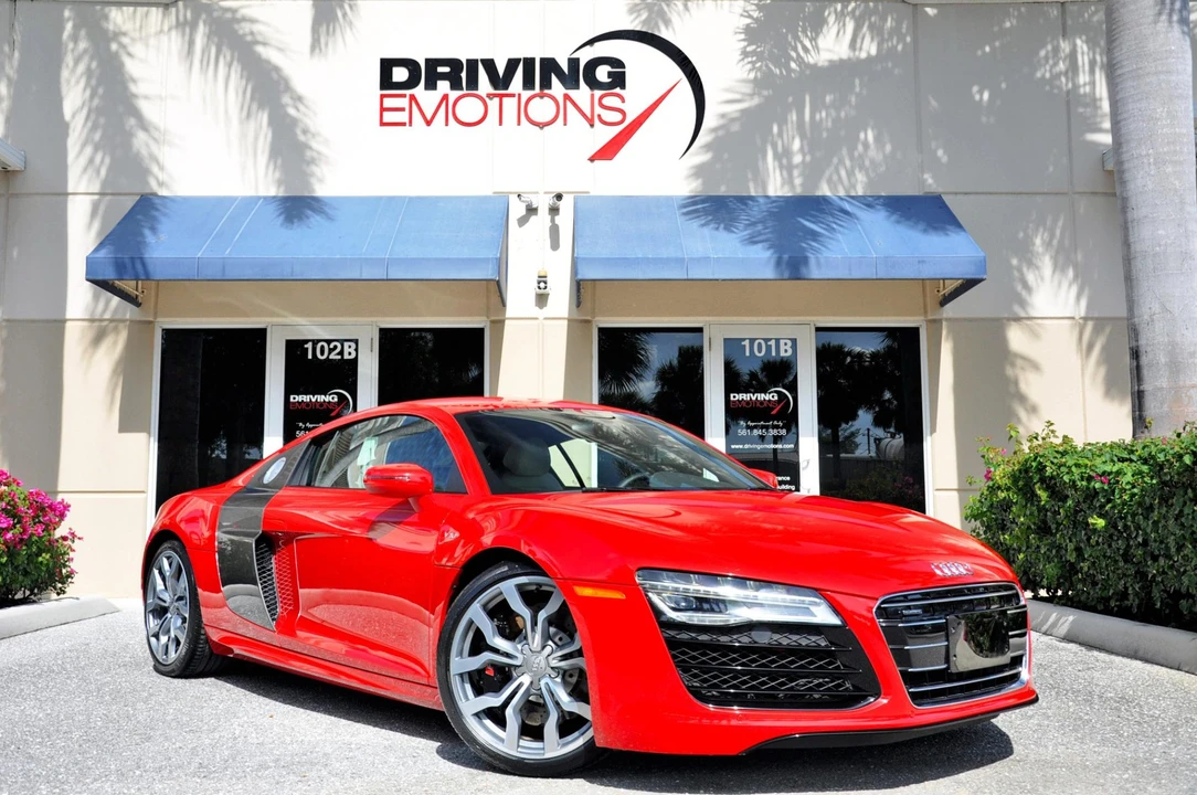 2014 Audi 42 R8 - Image 20 of 31