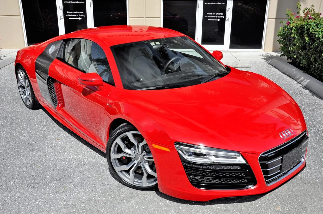 2014 Audi 42 R8 - Image 18 of 31