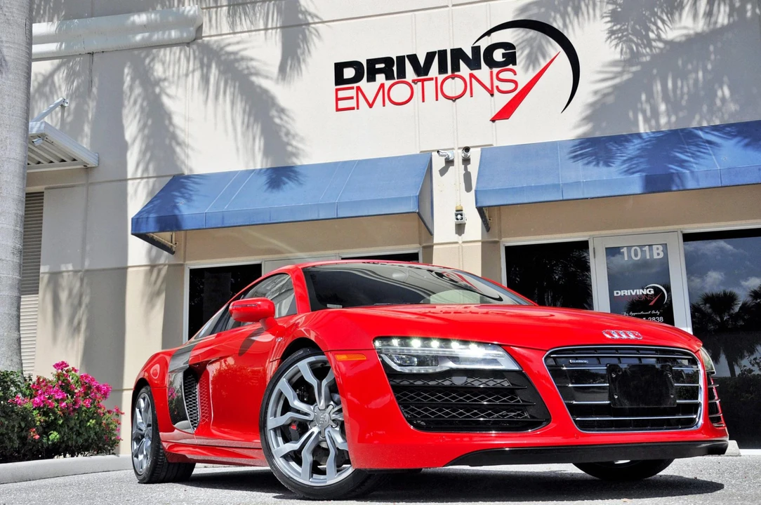 2014 Audi 42 R8 - Image 17 of 31