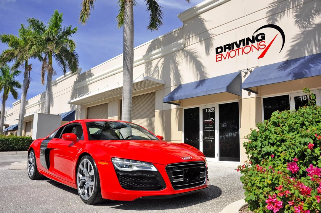 2014 Audi 42 R8 - Image 13 of 31