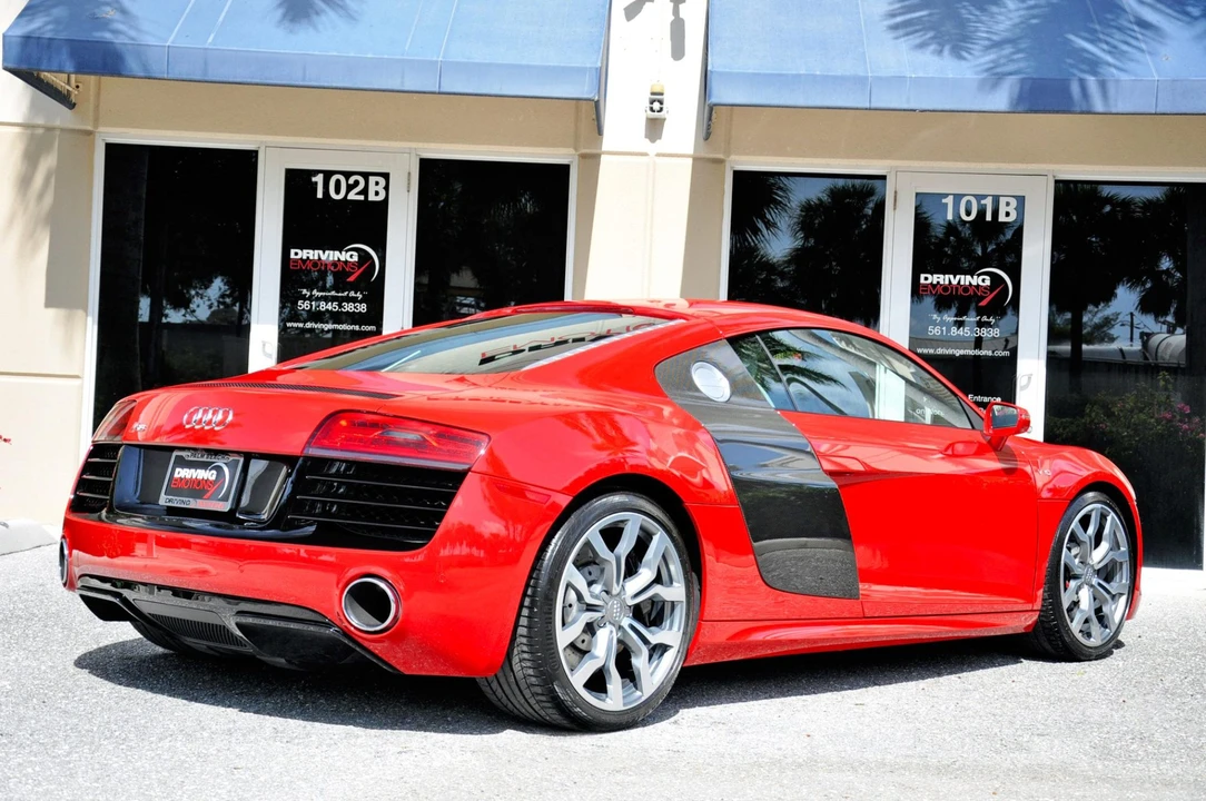2014 Audi 42 R8 - Image 26 of 31