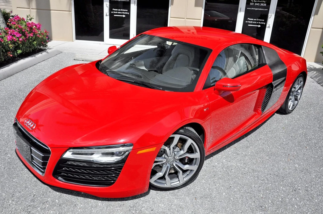 2014 Audi 42 R8 - Image 4 of 31