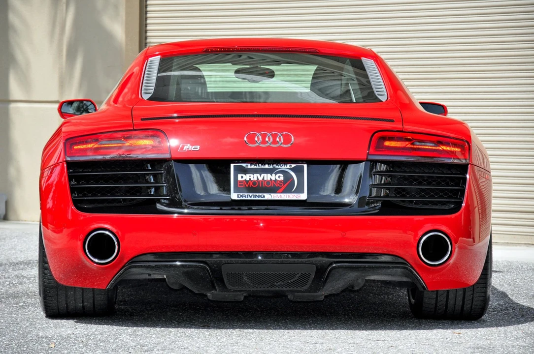 2014 Audi 42 R8 - Image 30 of 31
