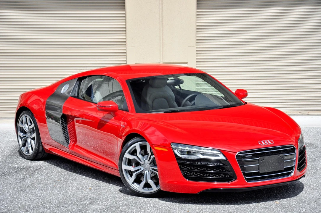2014 Audi 42 R8 - Image 19 of 31