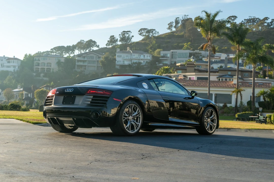 2014 Audi 42 R8 - Image 5 of 31